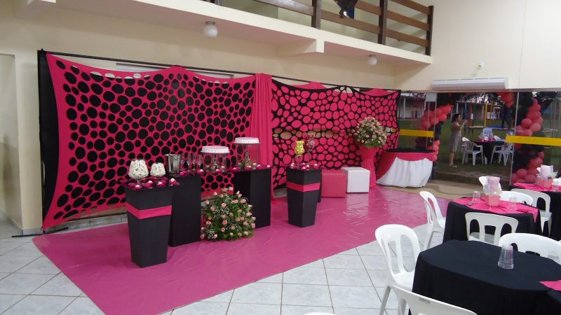 decoração formatura 3 ano ensino médio preto e dourado