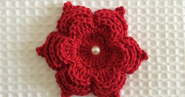como fazer flor de crochê simples