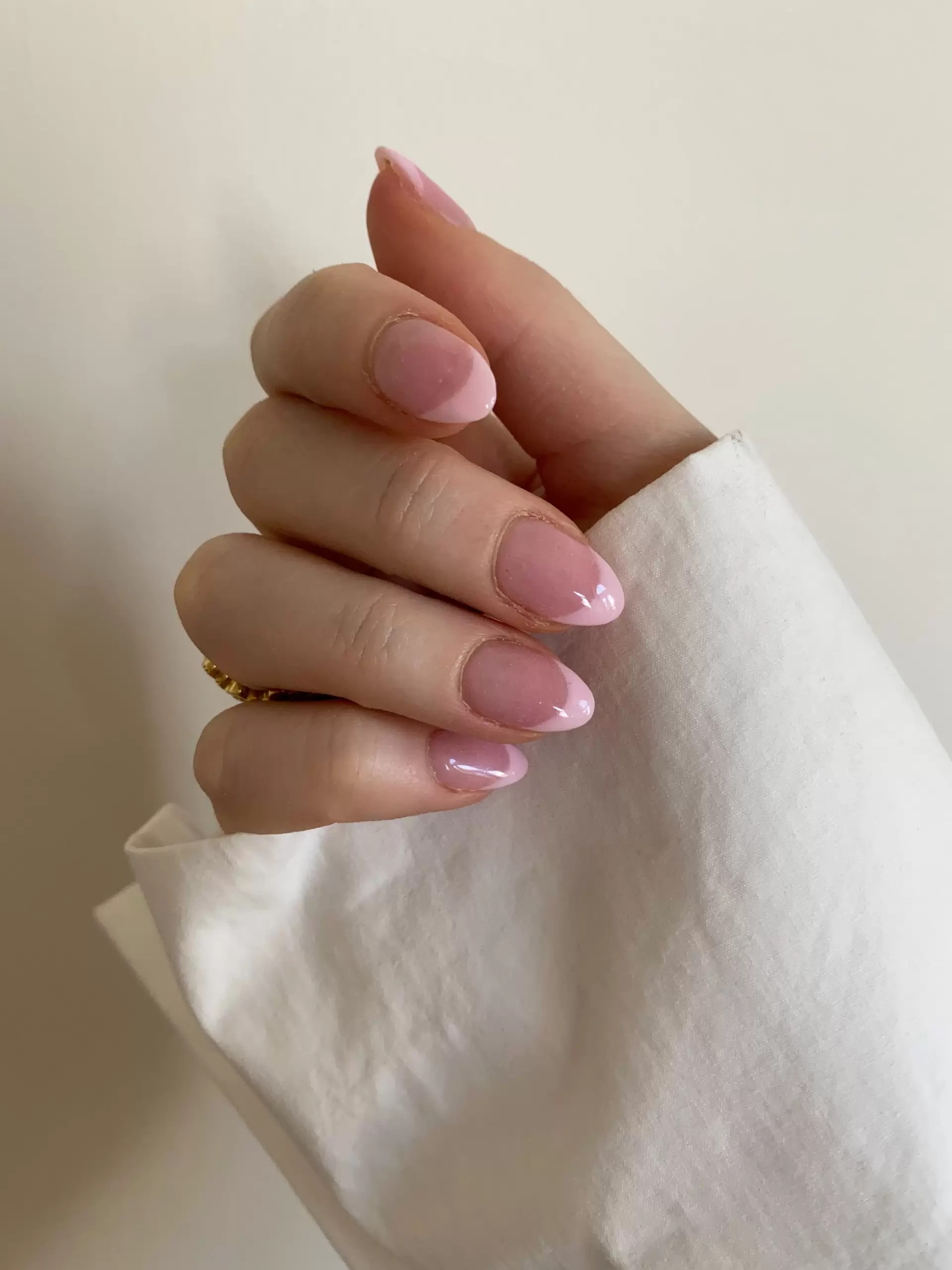 formatos de unhas que alongam os dedos