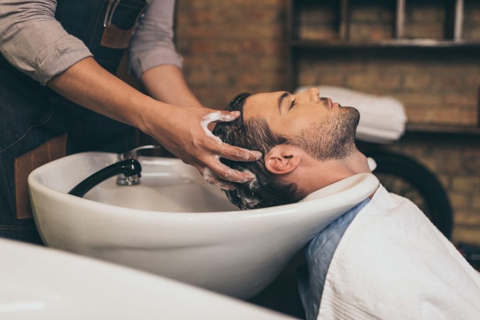 tratamento para repor água no cabelo