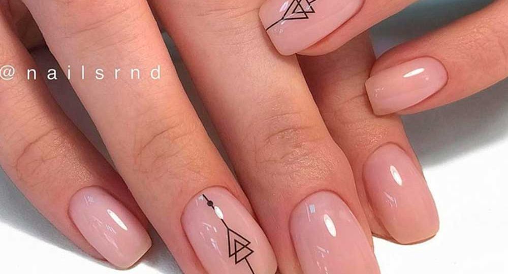 nail art preta