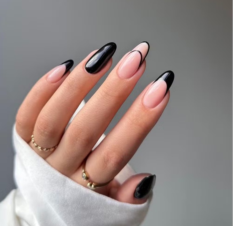 unhas pretas decoradas para formatura