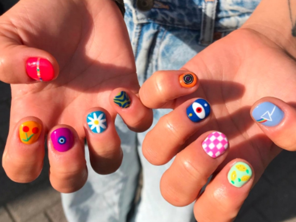 unhas curtas squoval