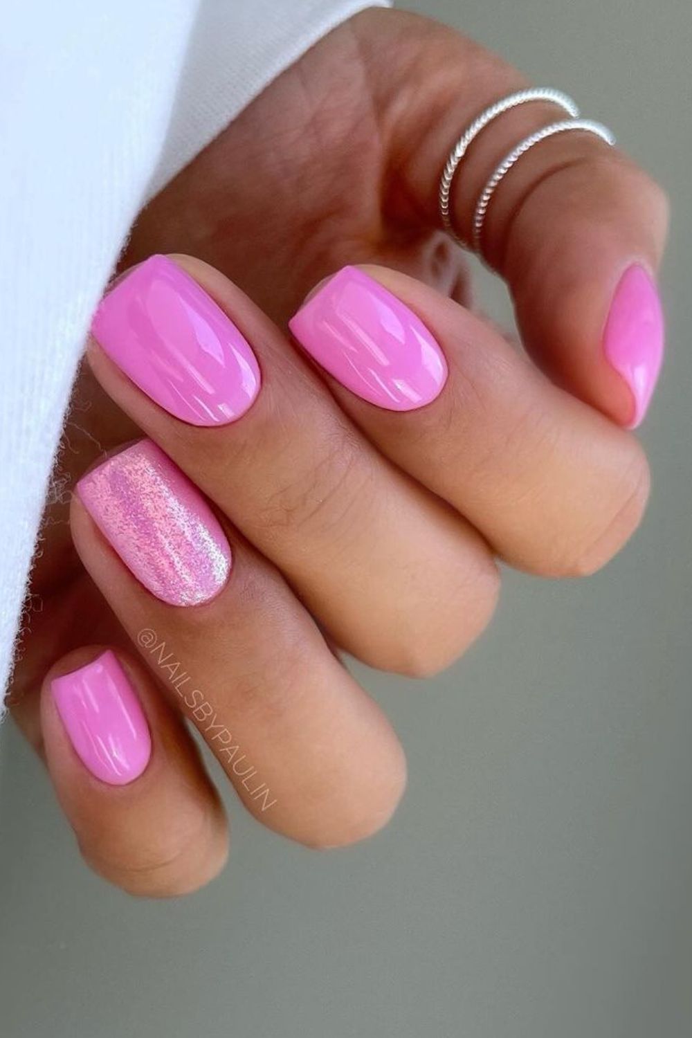 unhas curtas com nude