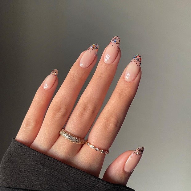 unhas efeito degradê