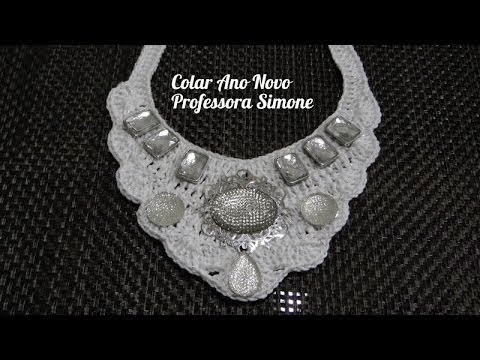 Maxi colar de crochê com flores