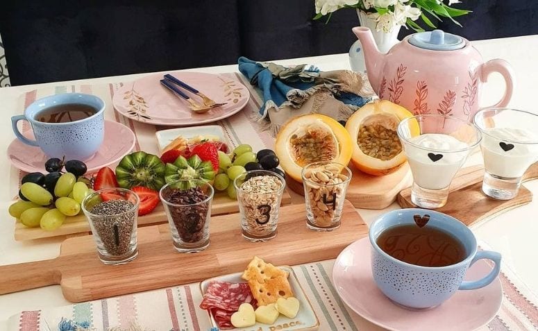 como montar mesa café da manhã