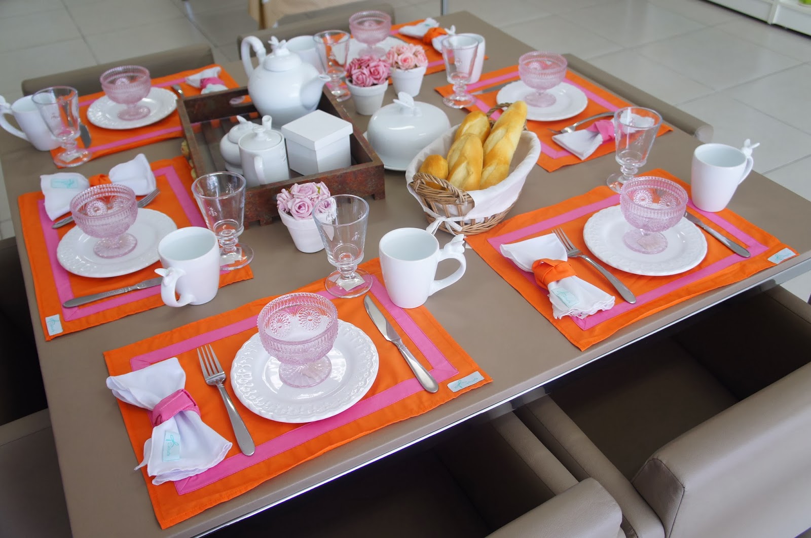 mesa posta café da manhã domingo especial