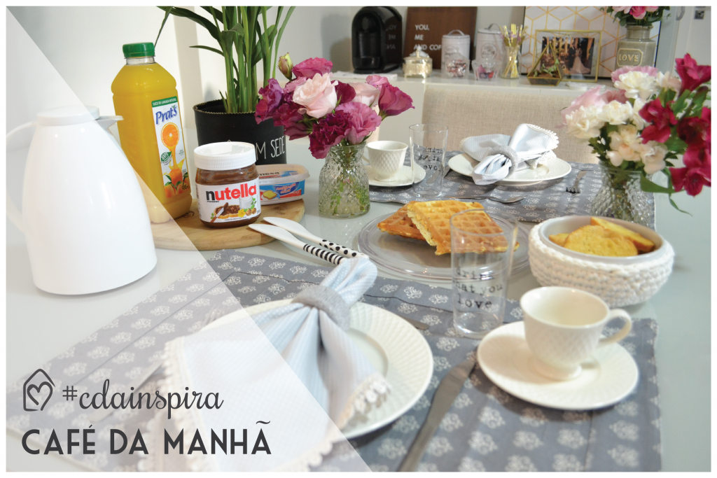 mesa posta café da manhã elegante