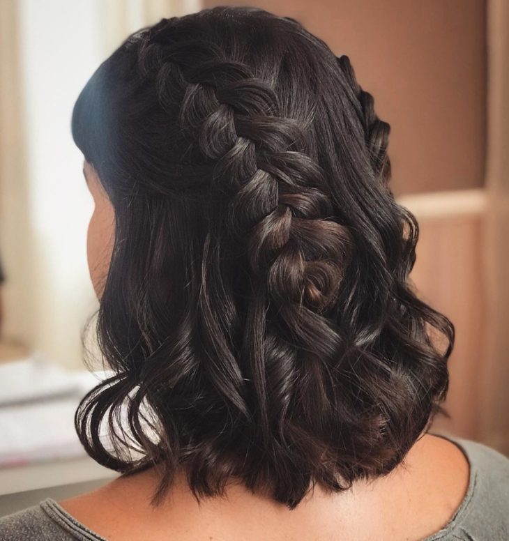 como fazer penteado formatura em casa