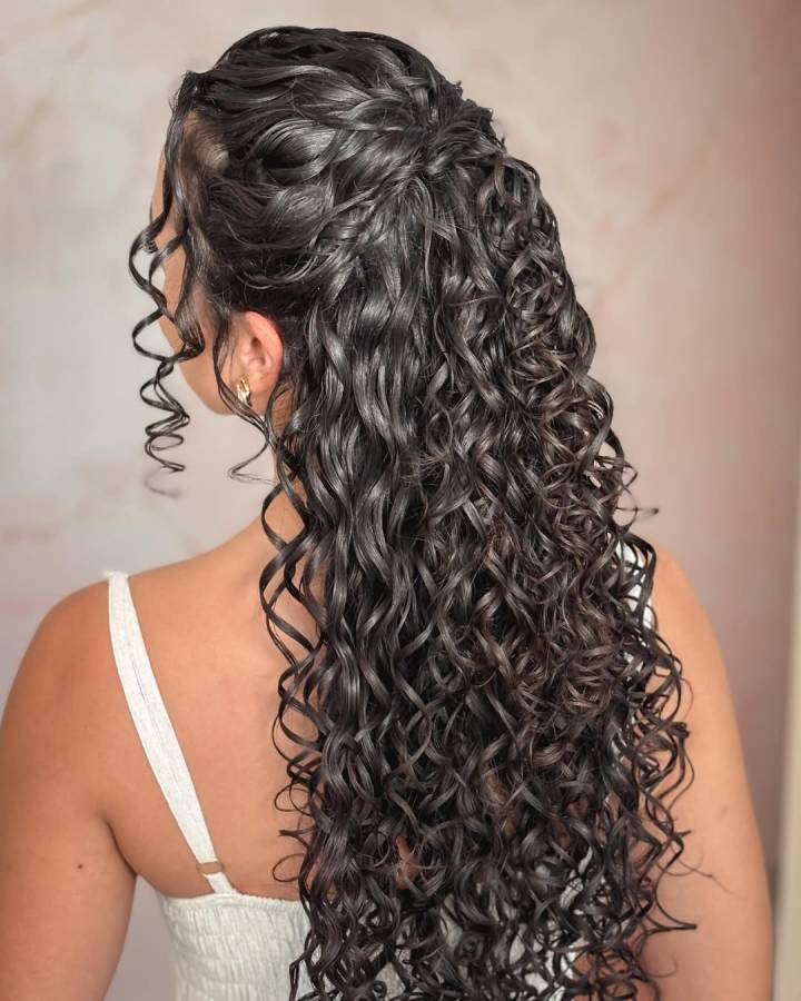 penteados fáceis cabelo cacheado solto