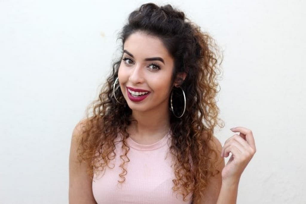 penteados cabelo ondulado fácil