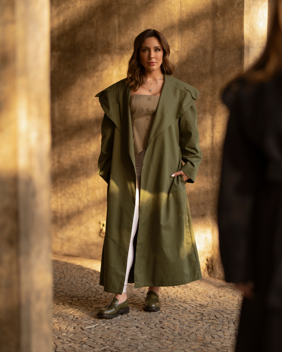 trench coat preto