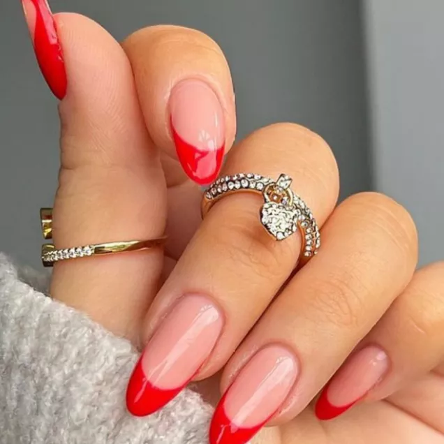 unhas almond decoradas curtas