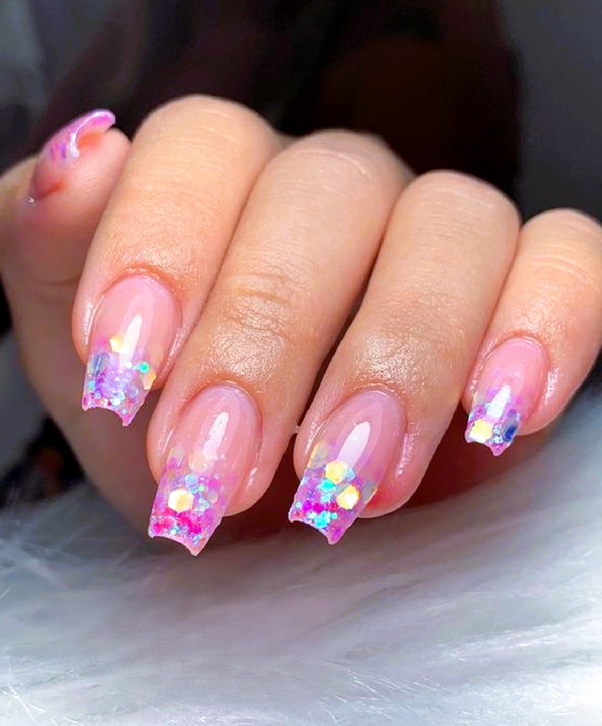 unha acrílica baby boomer glitter