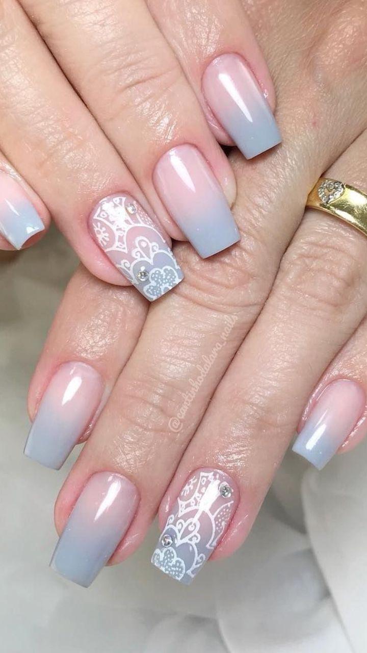 unha francesa com glitter