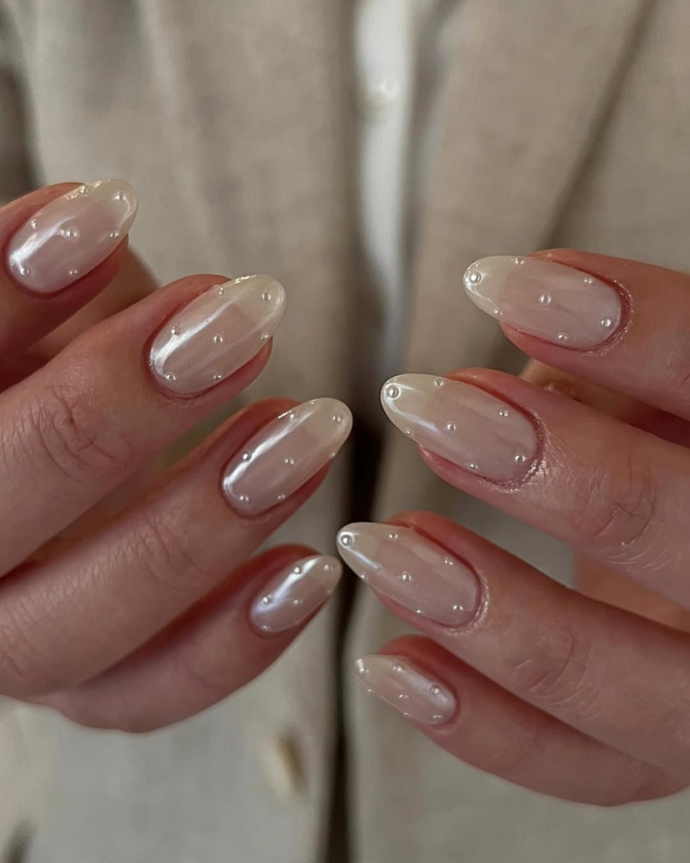 unhas amendoadas naturais e finas