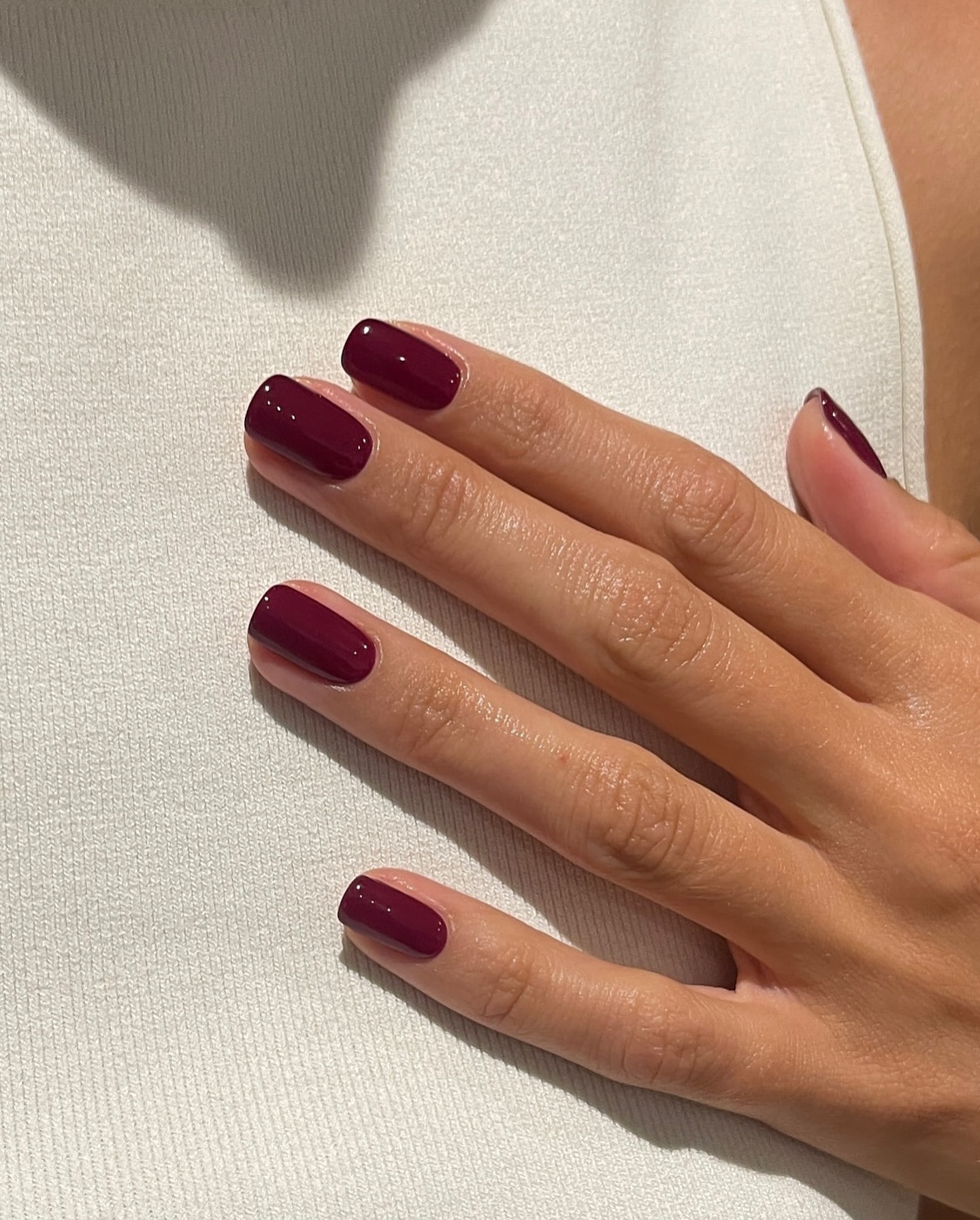 unhas curtas minimalistas
