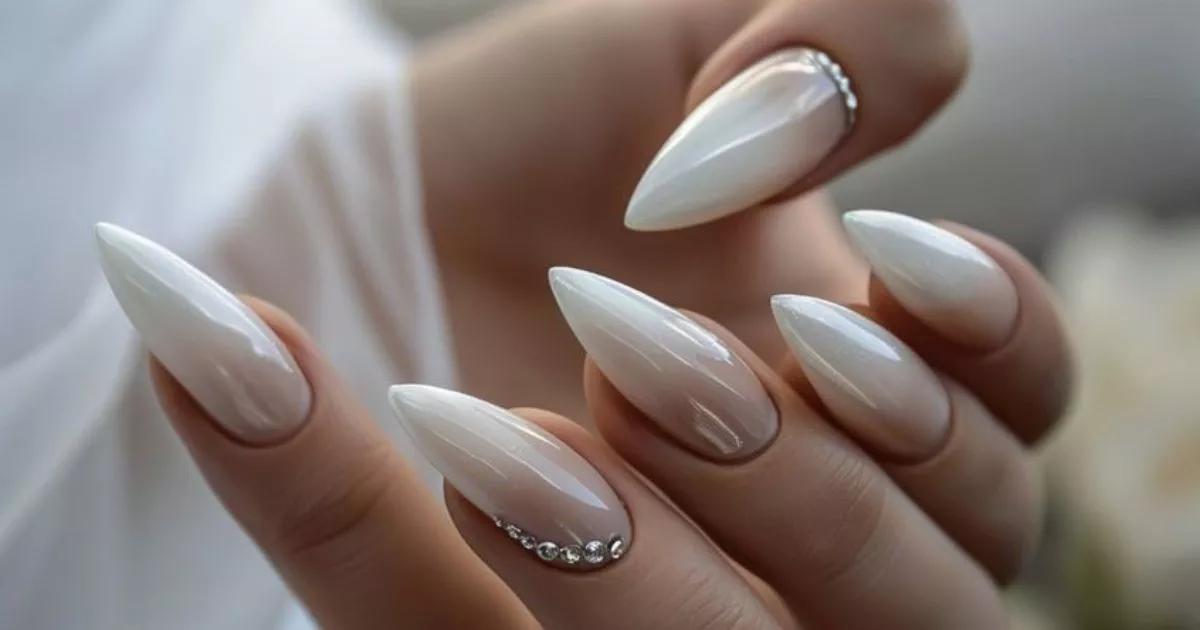 unhas de gel decoradas
