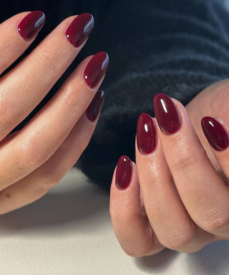 manutenção unhas de gel elegantes