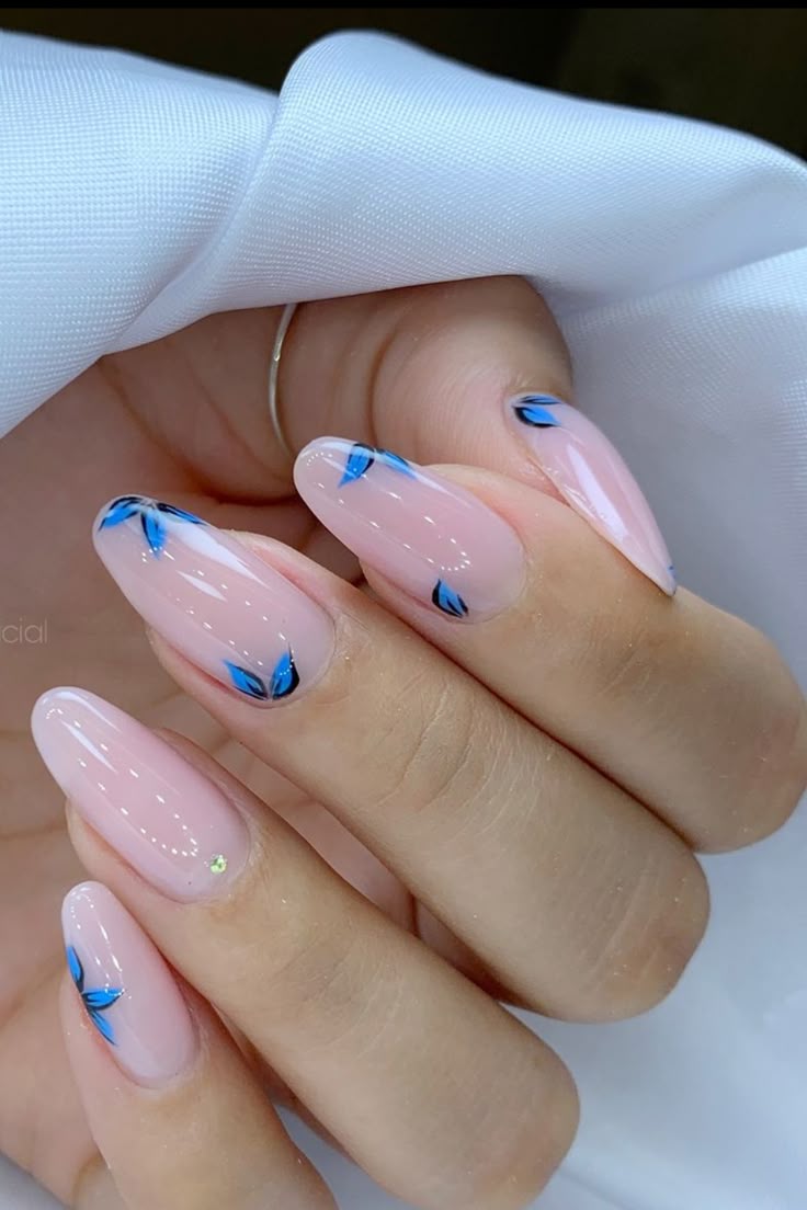 Unhas decoradas clássicas