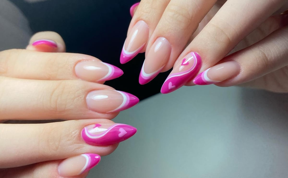 unhas decoradas rosa para formatura
