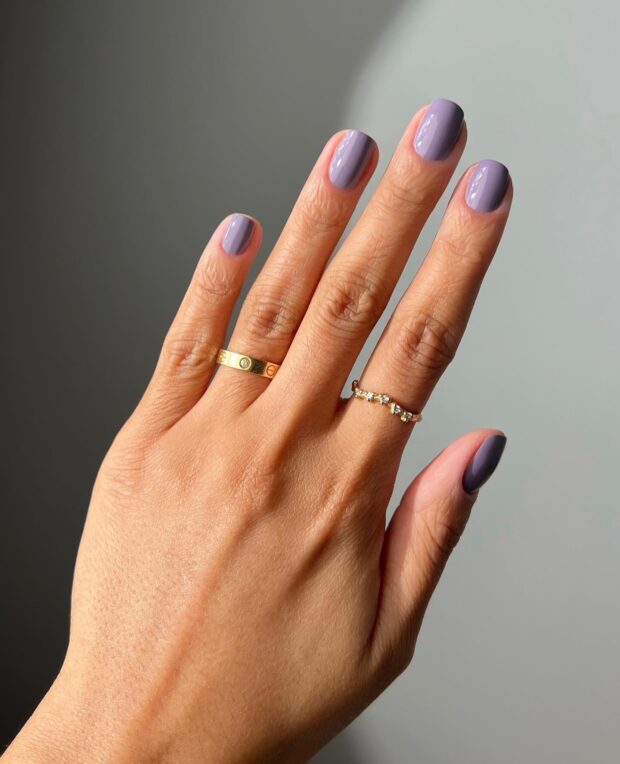 unhas redondas discretas