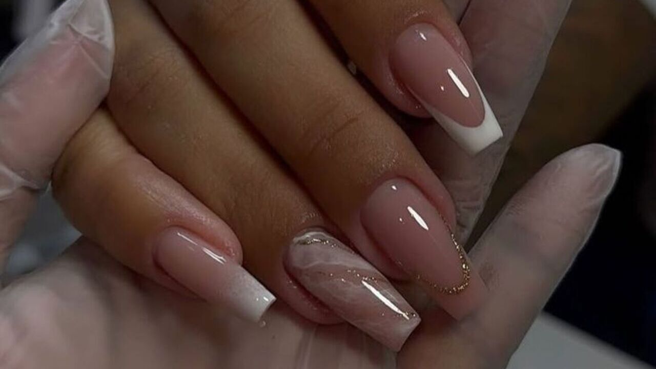 unhas arredondadas