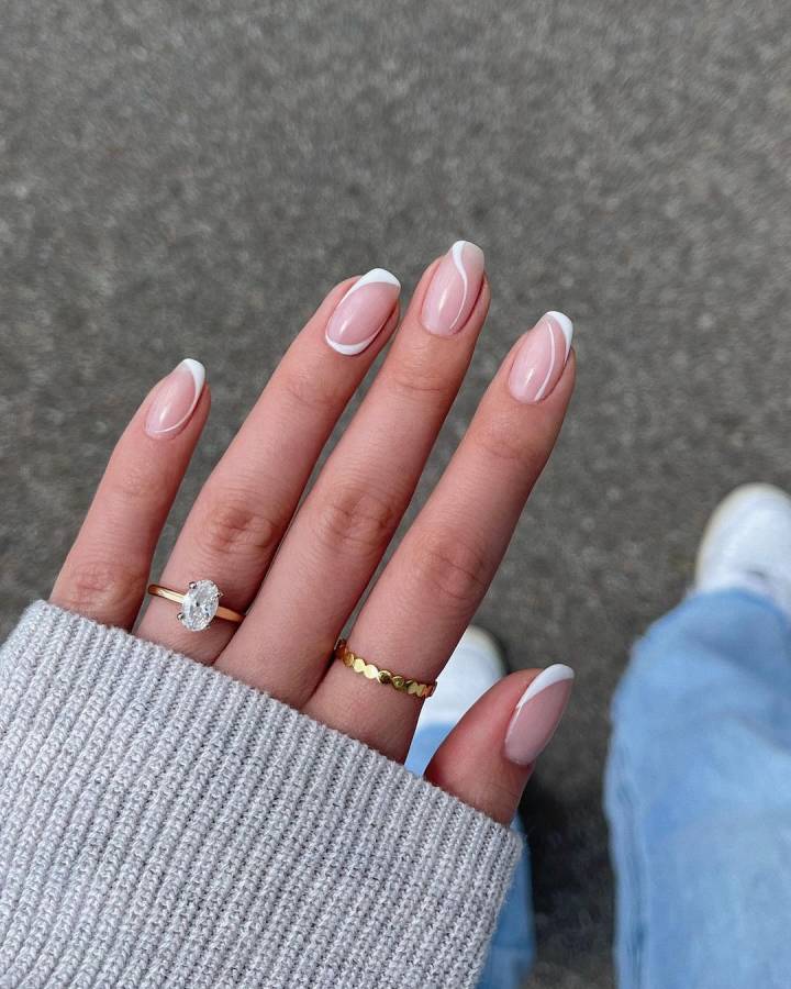 unhas delicadas e clássicas