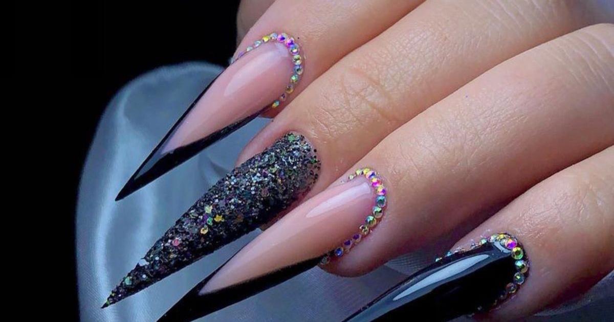 tendências unhas stiletto 2026