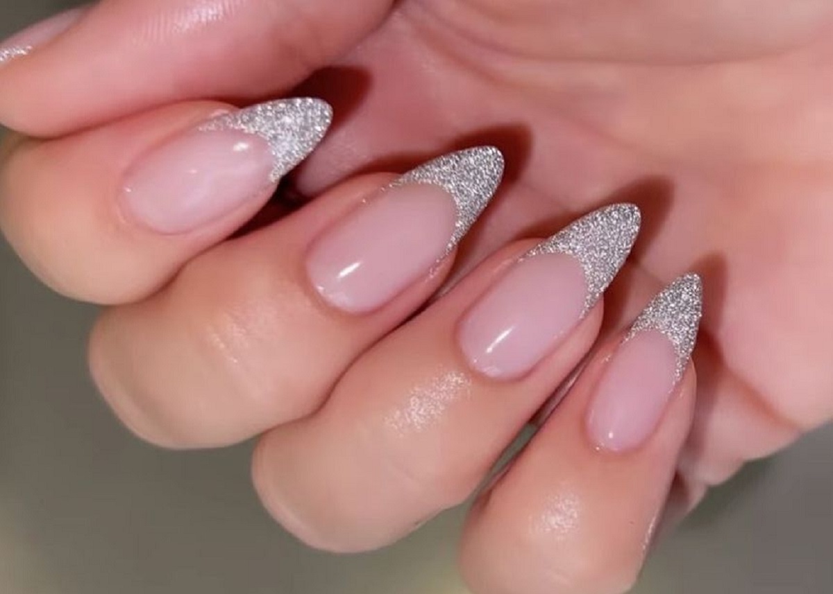 alongamento unha stiletto