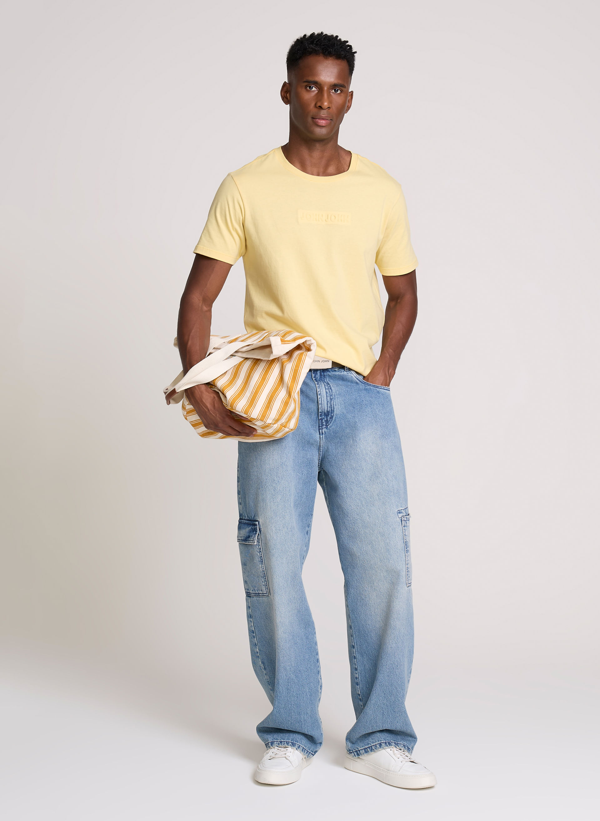 Calça wide leg alfaiataria