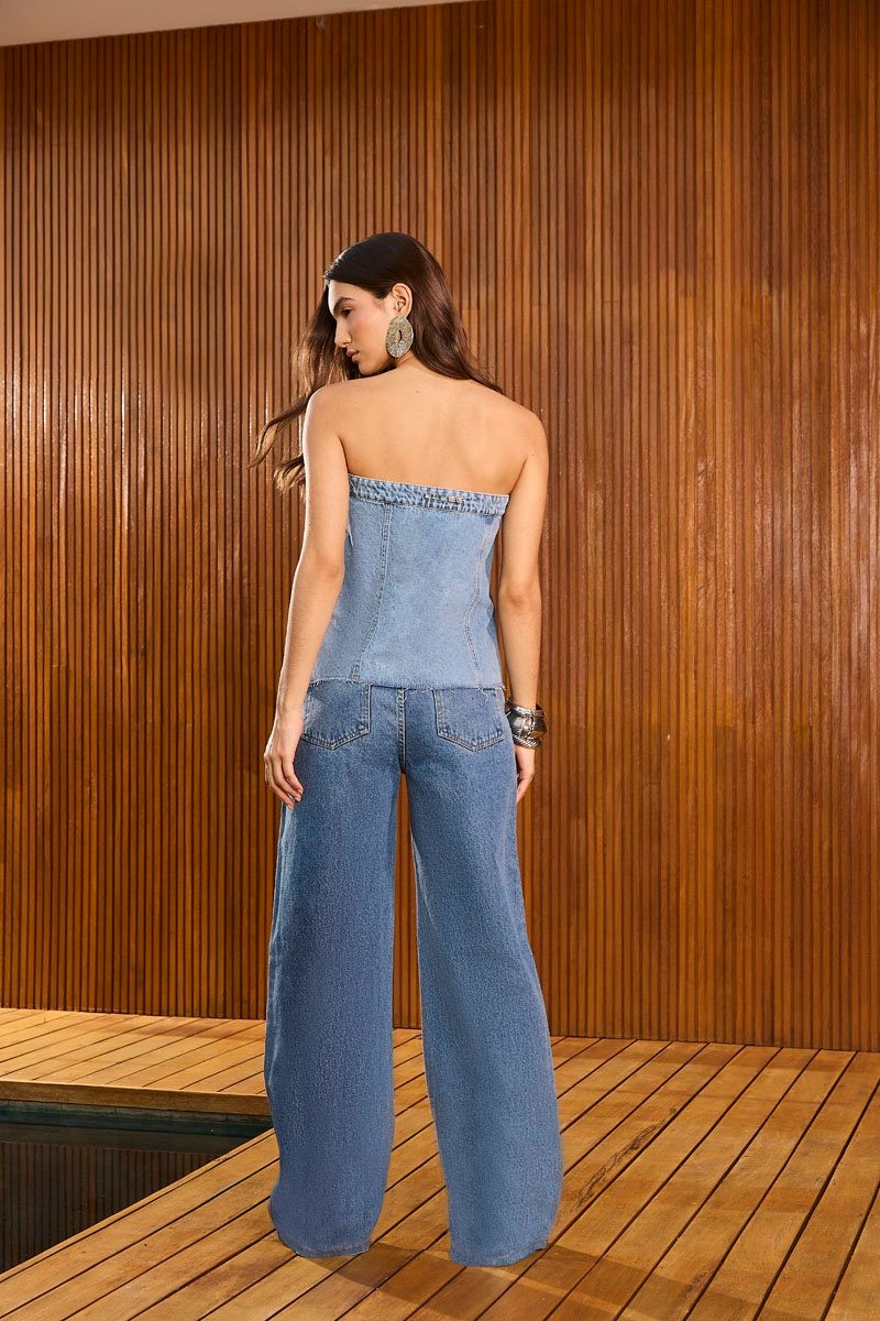 Calça wide leg com salto