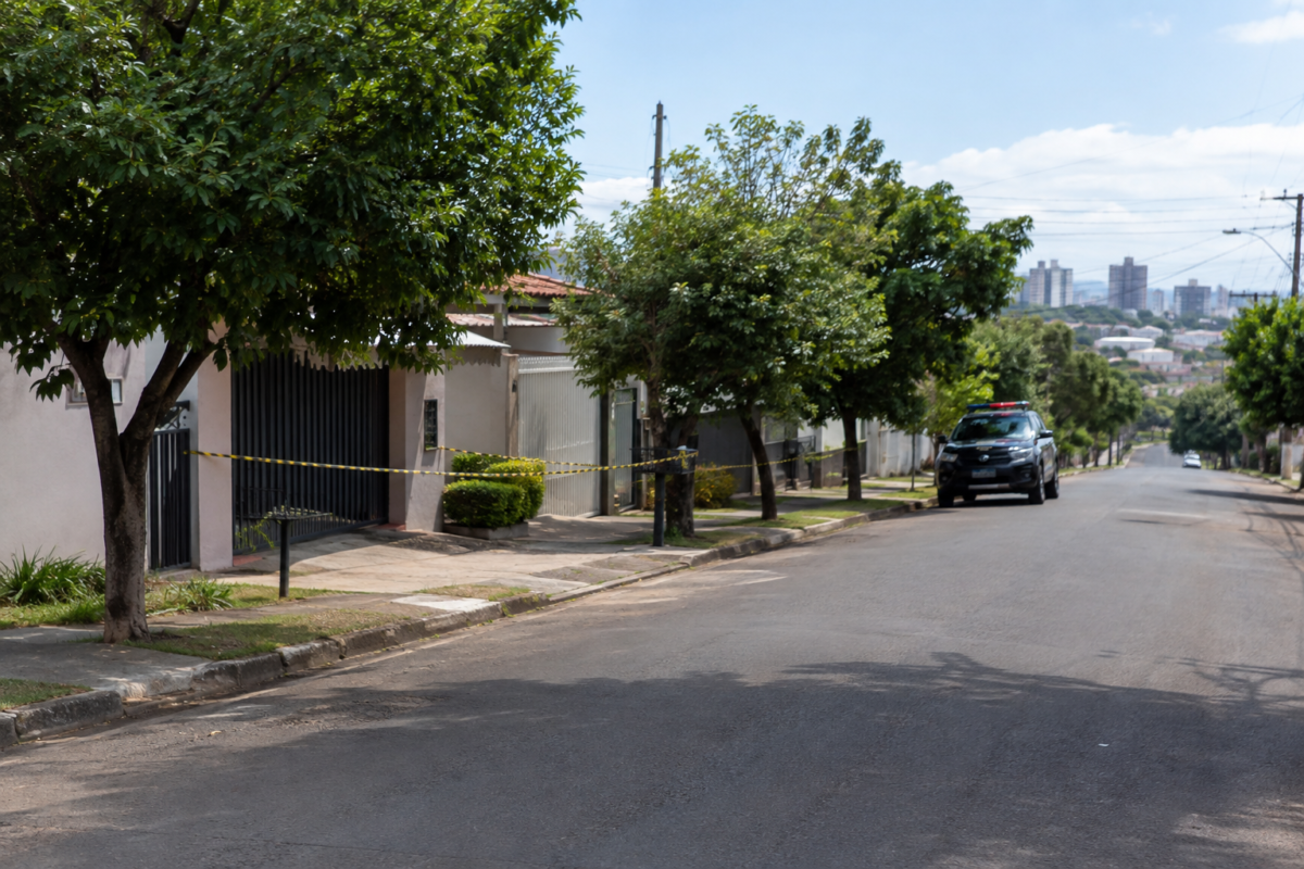 Casal suspeito de matar americano em Maringá é procurado pela polícia Casal suspeito de matar americano em Maringá é procurado pela polícia
