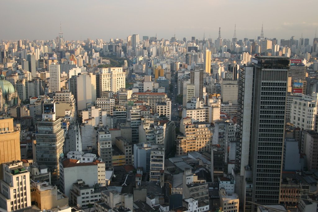 Cetesb lança guia para áreas verdes reduzirem enxurradas em condomínios São Paulo