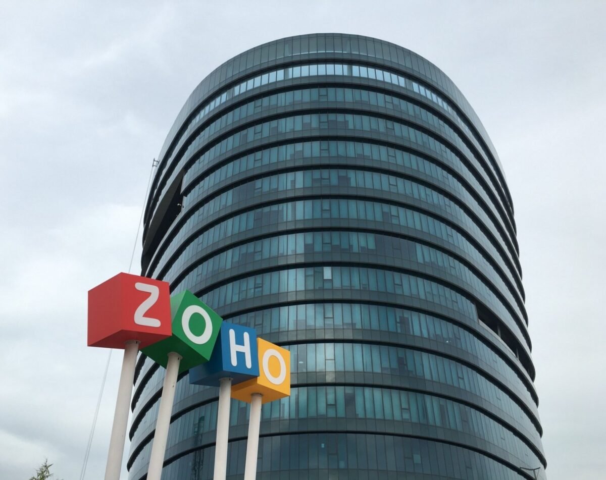 Pesquisa aponta perdas por falhas de gestão em pequenos negócios Zoho Corporation