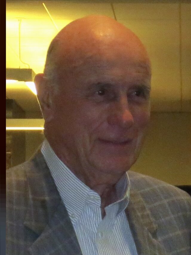 Bob Pettit, primeiro MVP da NBA, morre aos 93 anos